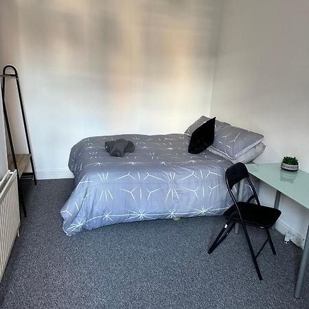 Stoke-on-Trent Tiye Estates Short Stay المظهر الخارجي الصورة