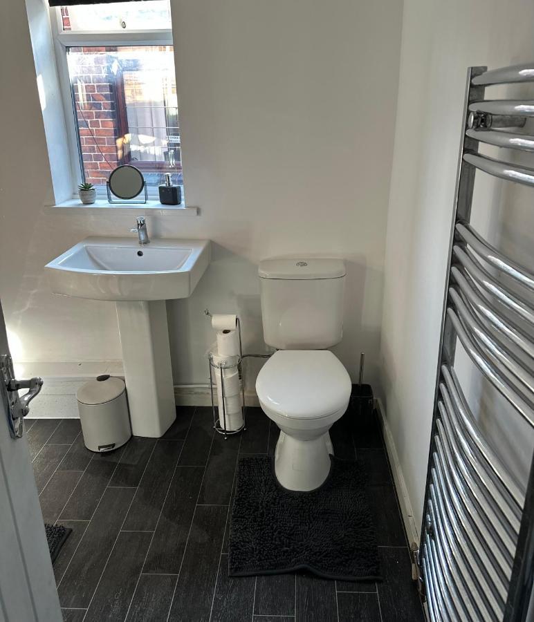Stoke-on-Trent Tiye Estates Short Stay المظهر الخارجي الصورة